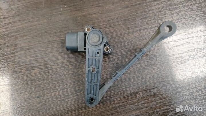 Датчик положения кузова Land Rover Range Rover