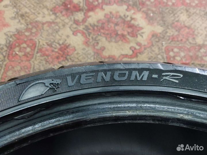 Avon Venom R 300/35 18