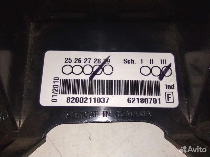 Стоп-сигнал Renault Logan 2004-2015