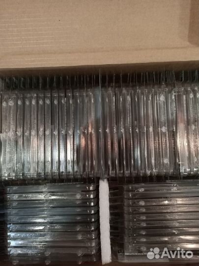 Планки памяти P00930-B21 и LTO-8 Q2078A