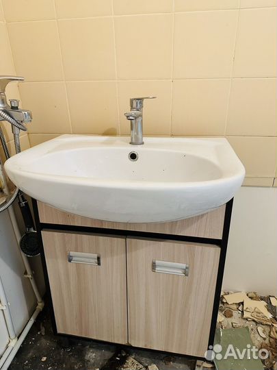 Тумба и раковина
