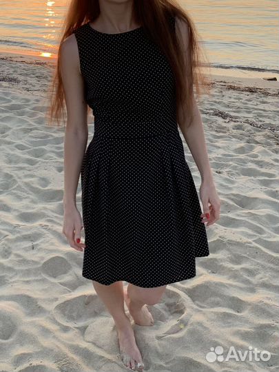 Черное платье в горошек 44