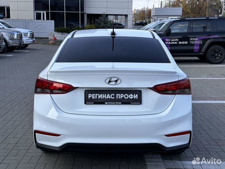 Hyundai Solaris 1.6 AT, 2020, 61 900 км