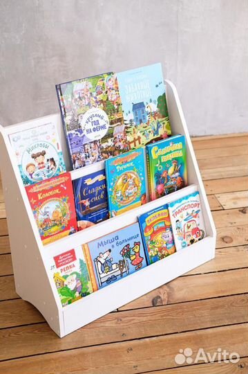 Монтессори книжная полка