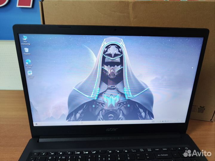 Свежий игровой ноутбук Acer как новый
