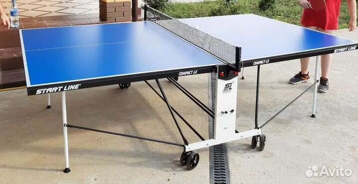 Теннисный стол