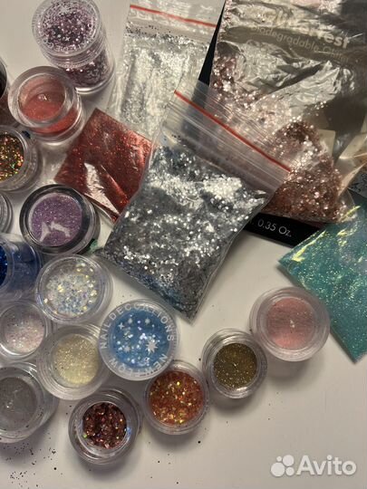 Глиттеры, блестки, декор для маникюра