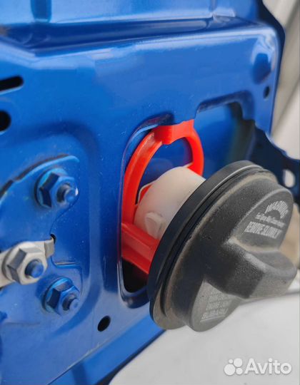 Subaru Impreza GG/GD/GH держатель крышки бензобака