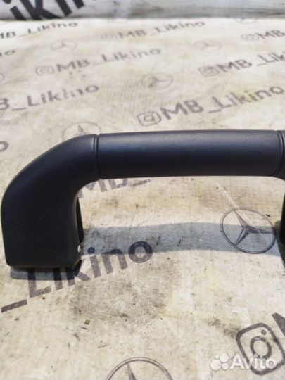 Ручка потолка передняя Mercedes E-Class W212