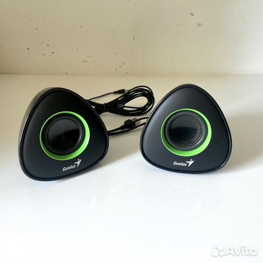 Компьютерные колонки Genius SP-U150X