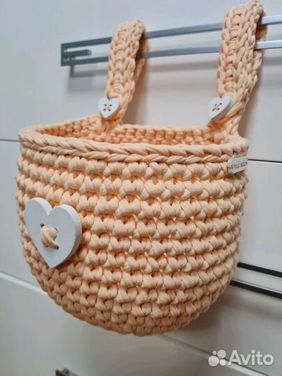 Подвесная корзина на кровать