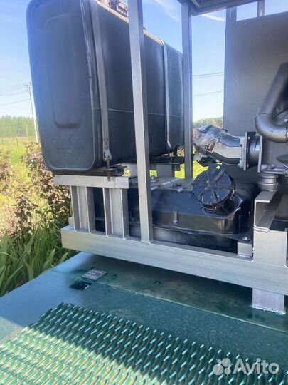 Земснаряд,водный комбайн для очистки рек и озёр