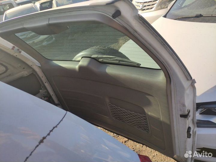 Дверь боковая задняя левая Toyota Rav4