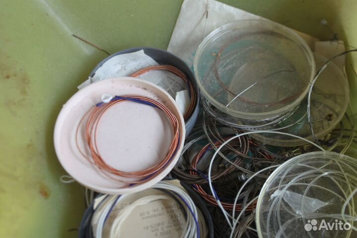 Гитарные струны разные