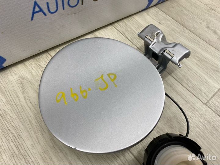 Лючок топливного бака Mitsubishi Asx 2.0 4B11