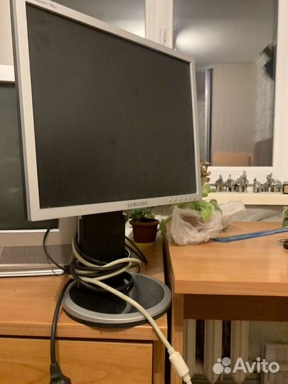 Монитор samsung 740n