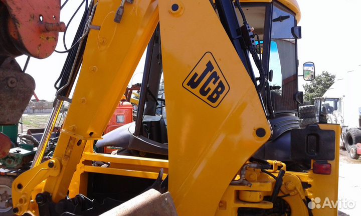 Машинист экскаватора-погрузчика (вахта)