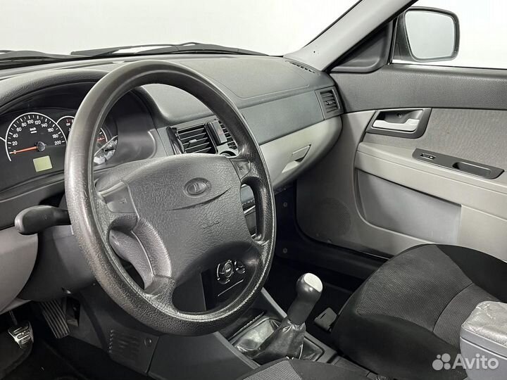 LADA Priora 1.6 МТ, 2012, 218 337 км