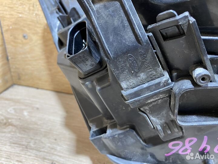 Фара передняя левая Ford Focus 2 дорест 142486