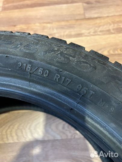 Pirelli Ice Zero 215/50 R17 95T