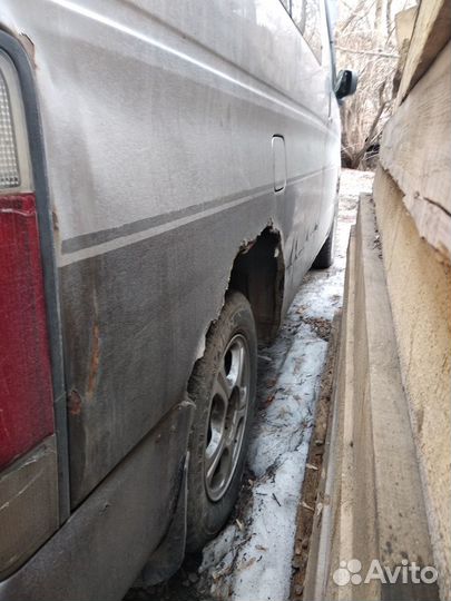 Mazda Bongo Friendee 2.5 AT, 1998, битый, 199 999 км
