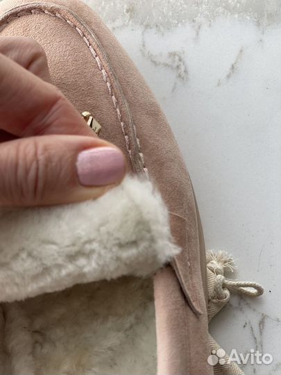 Лоферы loro piano зимние замшевые с овчиной