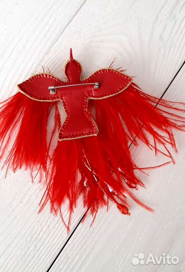 Брошь птица Феникс ручной работы из бисера