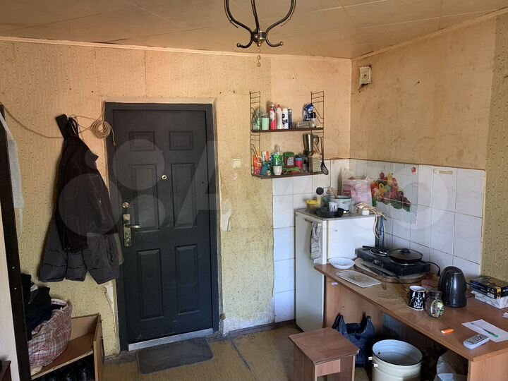 Комната 15 м² в 4-к., 1/5 эт.