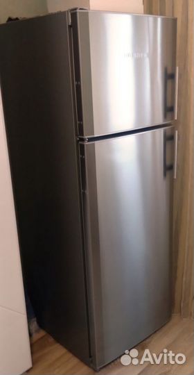 Холодильник liebherr Comfort CTPesf3223