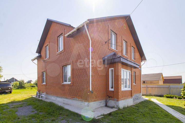 Дом 175,5 м² на участке 15 сот.