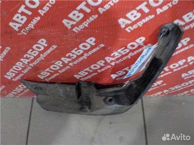 Брызговик передний правый Renault Logan L8MV