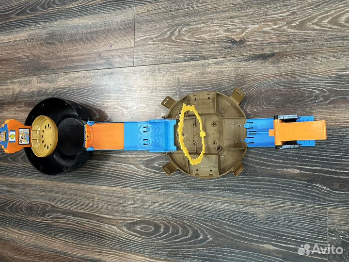 Автотрек Hot wheels трюковая арена