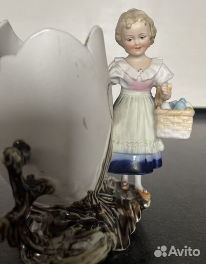 Статуэтка старинная Германия, фарфор