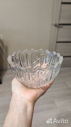 Хрустальная конфетница