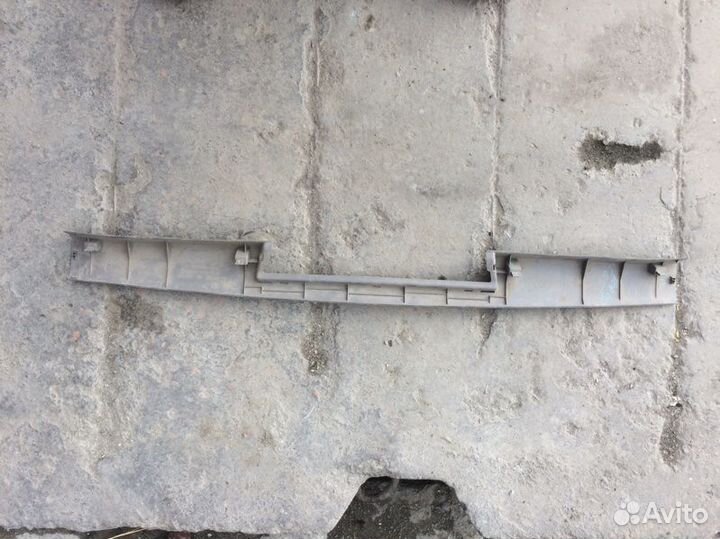 Накладка декоративная задняя Subaru Forester S11