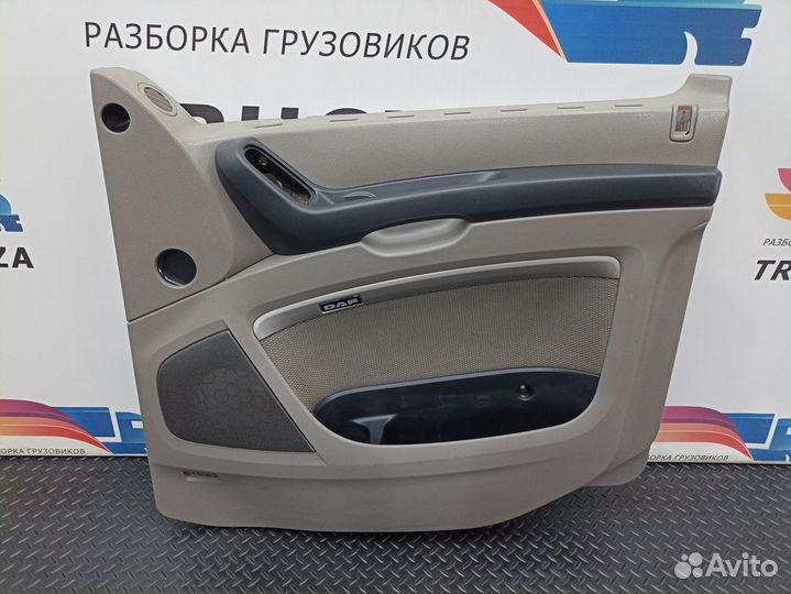 Обшивка двери правой Daf XF105