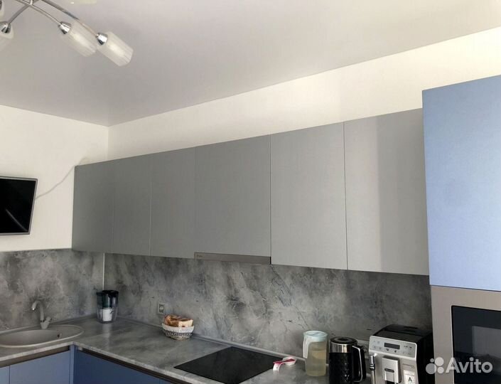 Угловая кухня мдф фасады