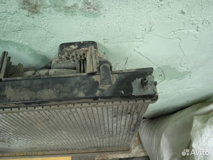 Радиатор Митсубиси Лансер 9