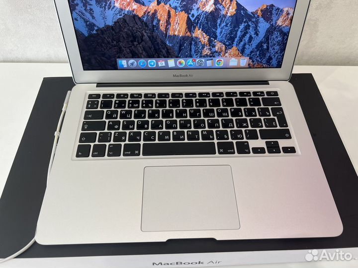 Apple MacBook Air 13 2011