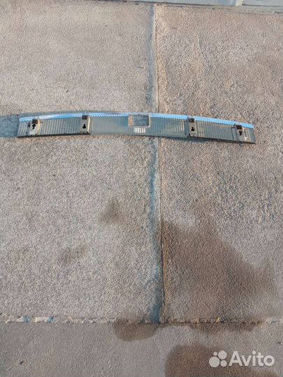 Volkswagen Touareg 7l Замковая панель багажника