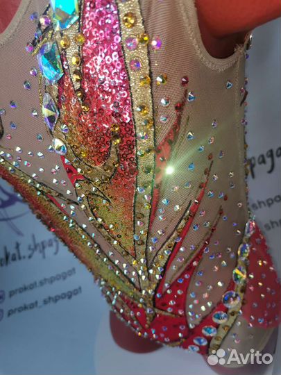 Аренда, продажа купальника для хг рост 98-104-116