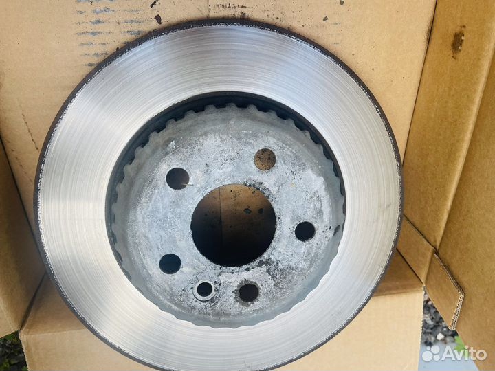 LR114560 диски тормозные с кол. discovery sport