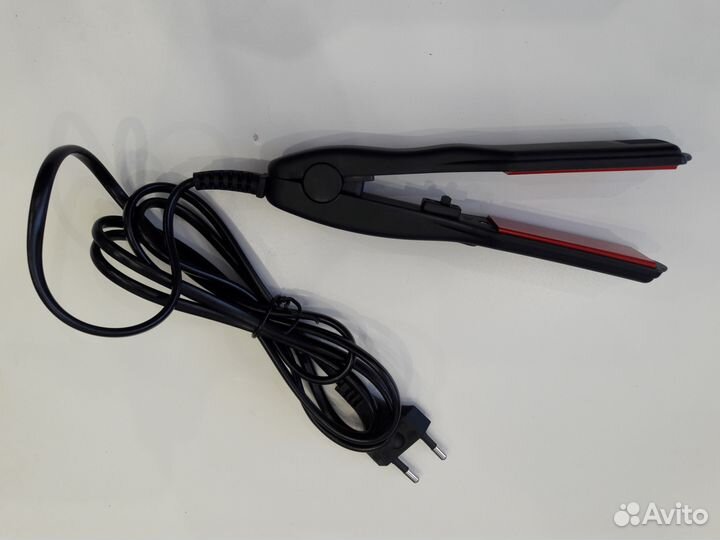 Выпрямитель (Утюжок для волос)