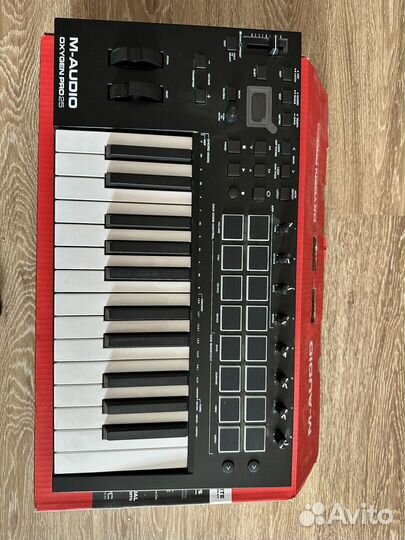 M audio oxygen pro 25