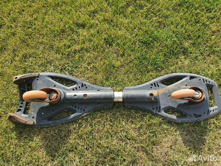 Вейвборд (скейт с активными колесами)