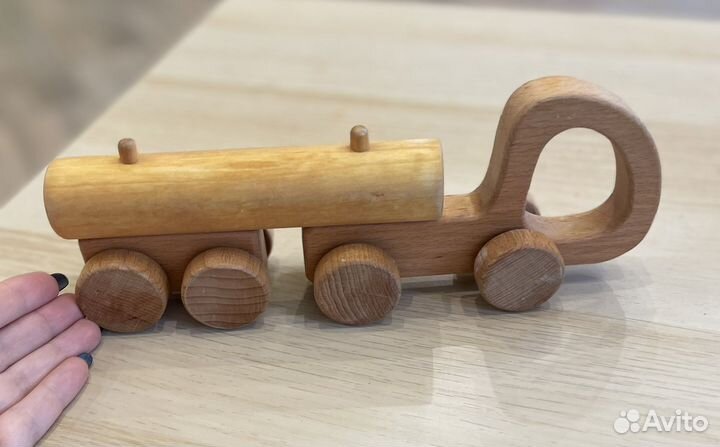 Деревянная машинка
