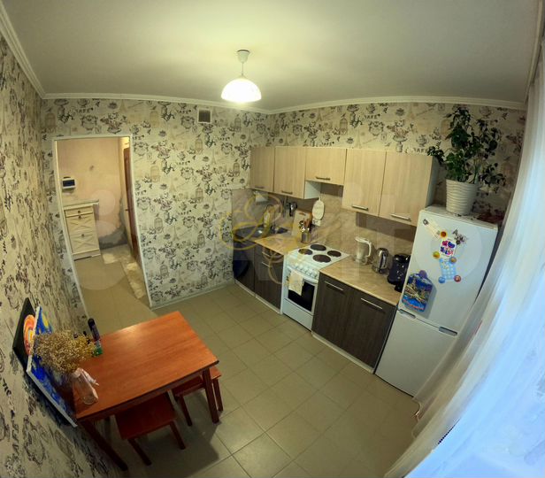 1-к. квартира, 38 м², 1/10 эт.