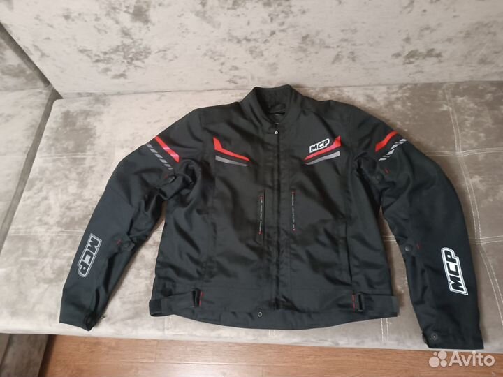 Мотокуртка мужская