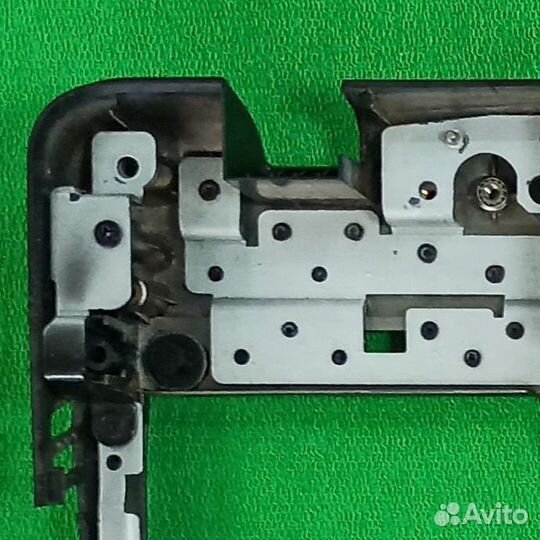 Поддон Lenovo ideapad Z570