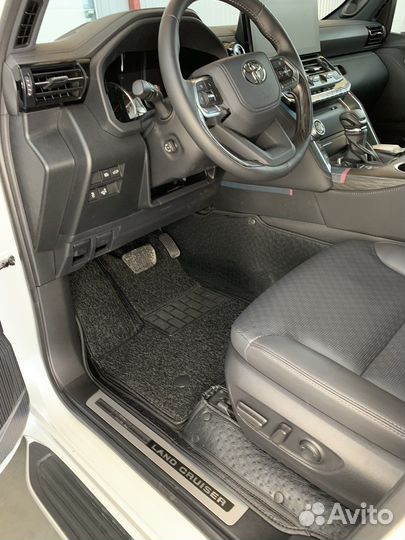 3d коврики на салон Nissan Crew